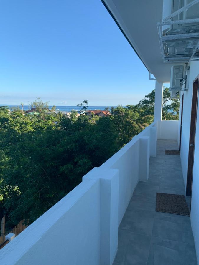 Hotel Crown Malapascua Esterno foto